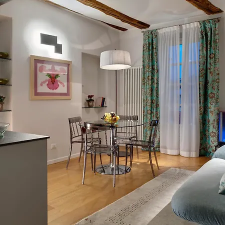 Piazza Vittorio Aparthotel