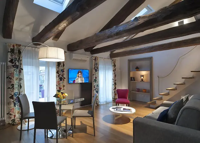 Aparthotel Piazza Vittorio 4*